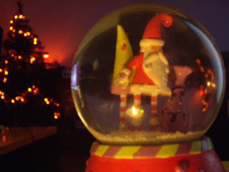 snow-globe.jpg